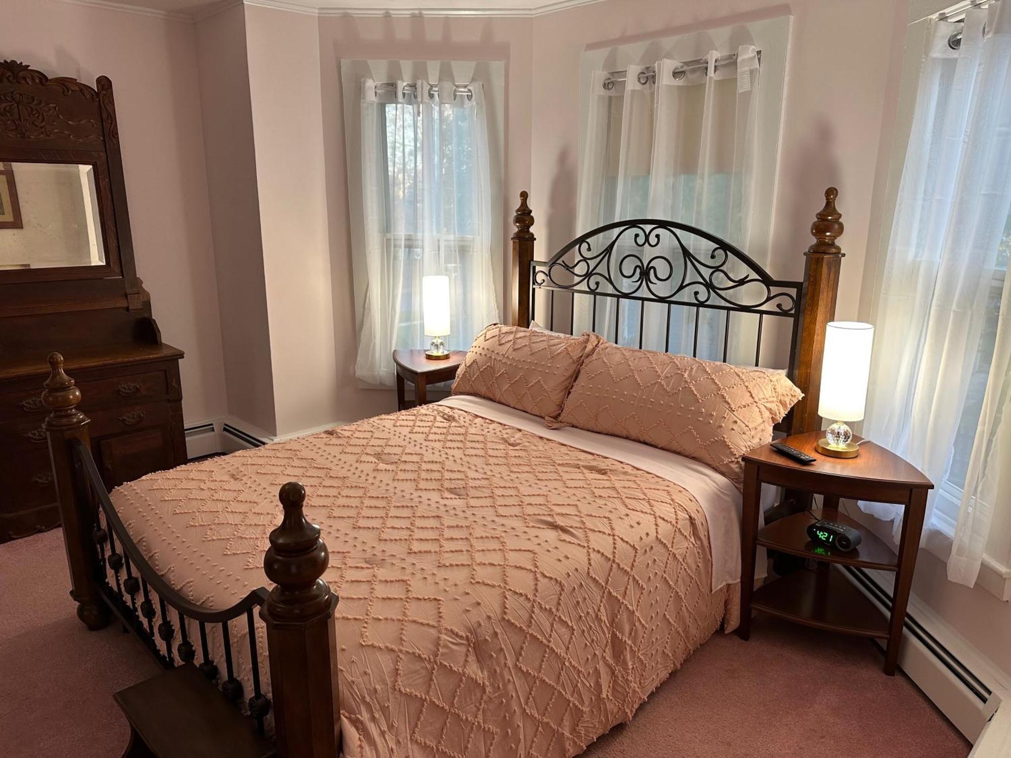 Inn On Fox Meadow - Spacious Victorian Inn Gaithersburg Ngoại thất bức ảnh