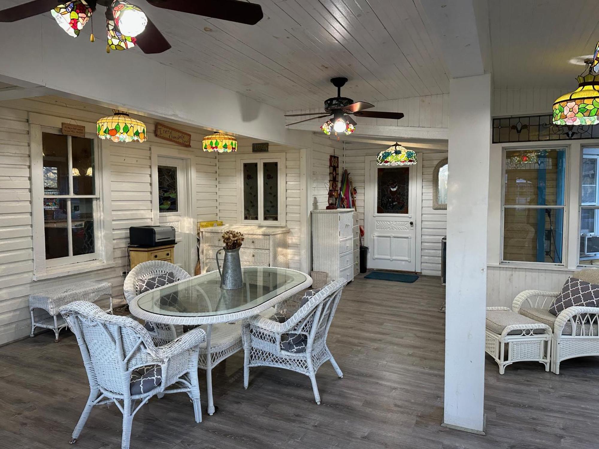 Inn On Fox Meadow - Spacious Victorian Inn Gaithersburg Ngoại thất bức ảnh